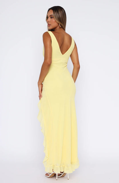 Sexy Lace V-Neck Ruffled Backless Dress