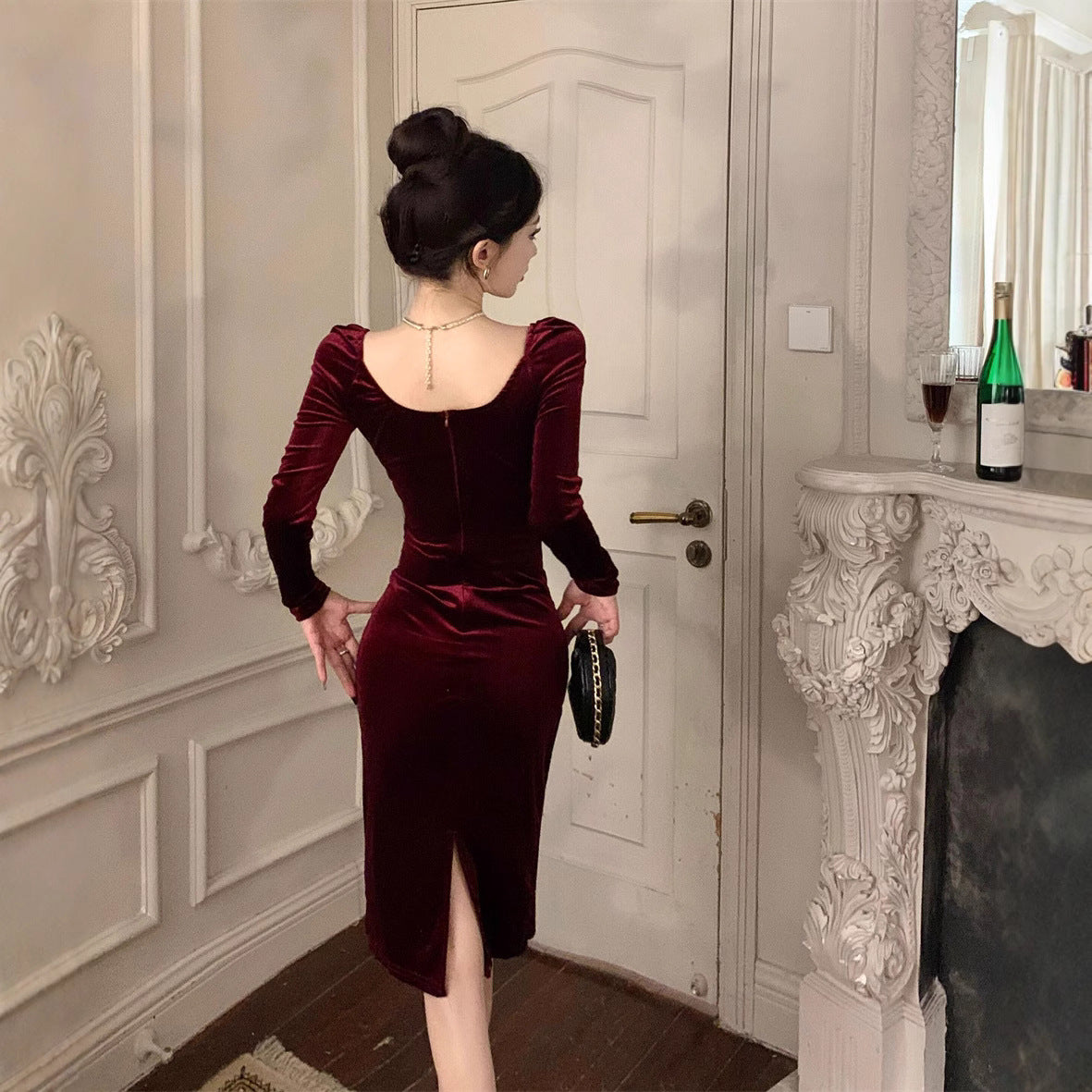 Square-neck long-sleeved dress