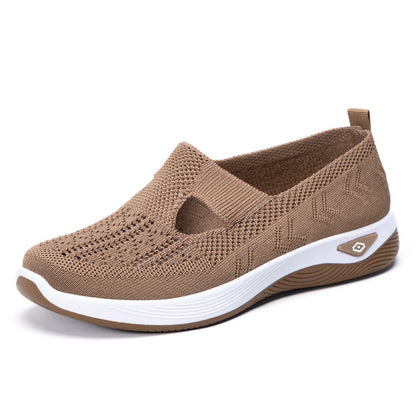 Soft-soled women's shoes that are comfortable and suitable for casual wear