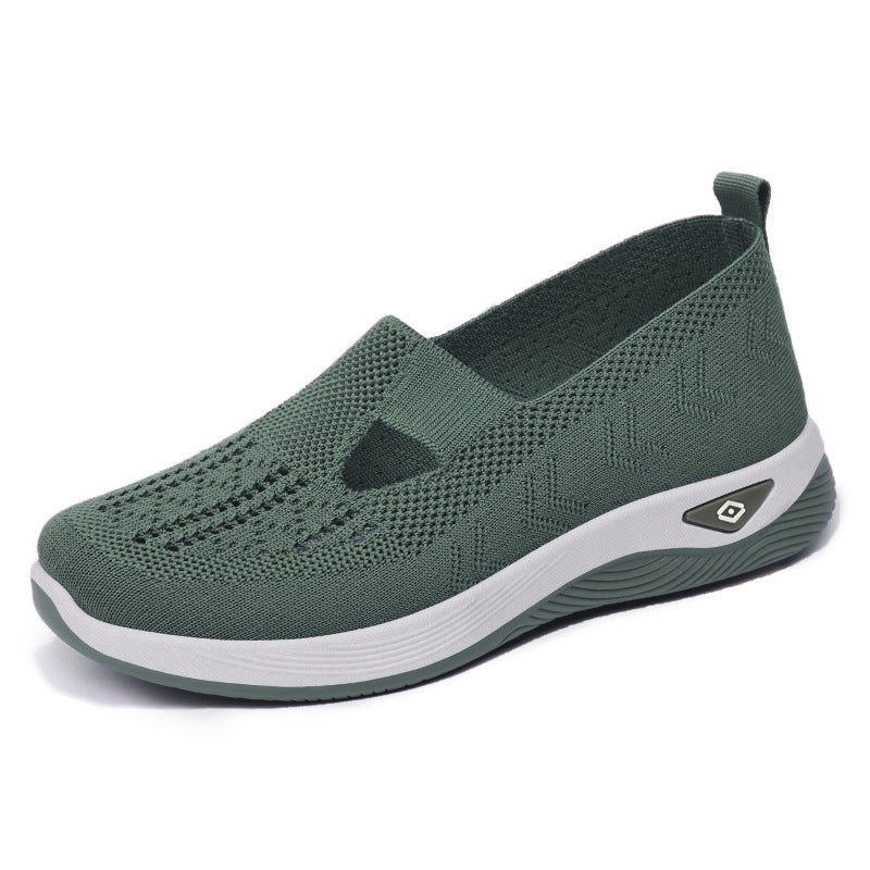 Soft-soled women's shoes that are comfortable and suitable for casual wear